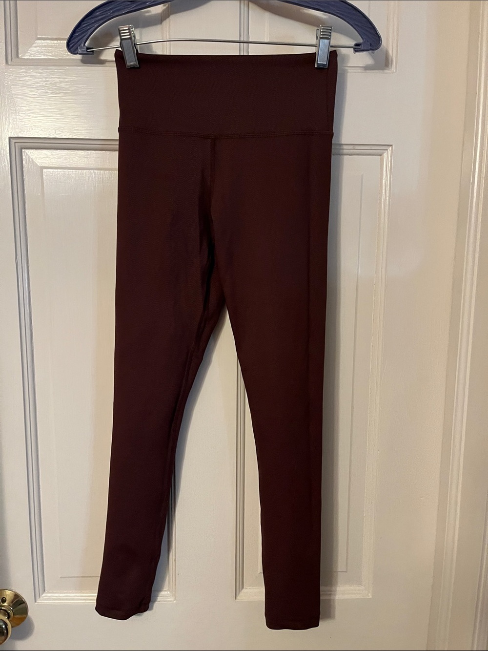 ZYIA High-Waist Leggings in Deep Maroon